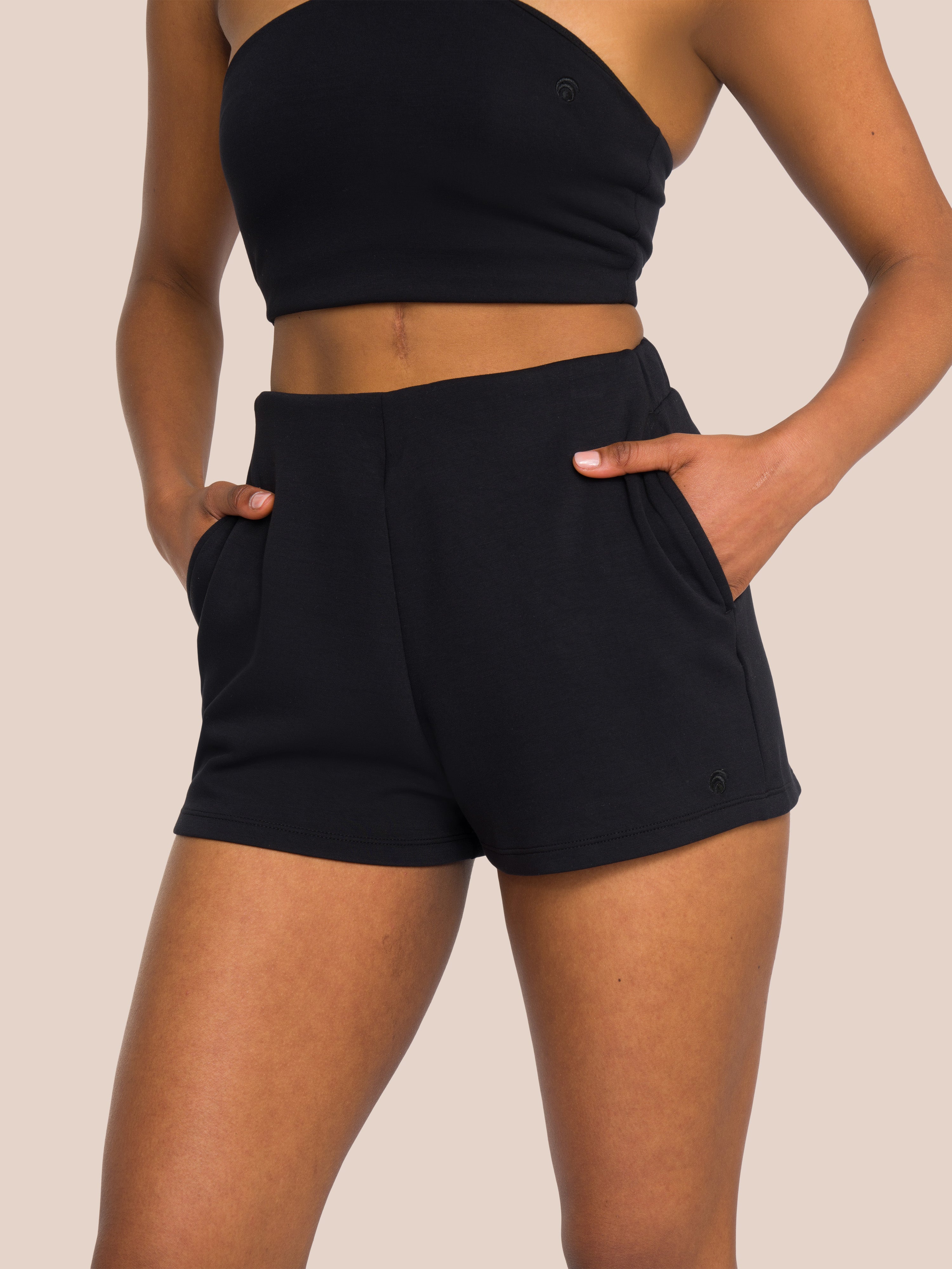 Cruz Short - Yoga Short - Black