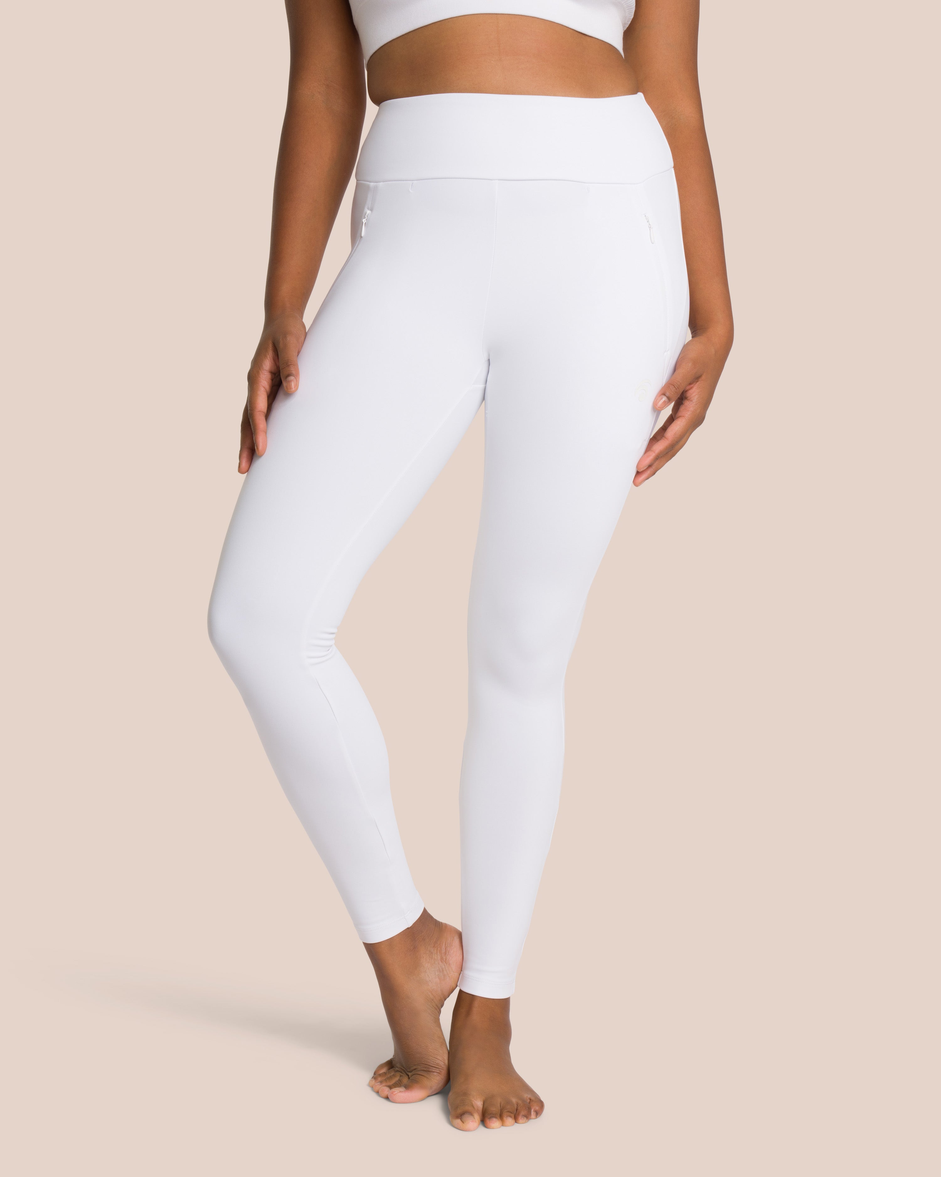 | Crystal White