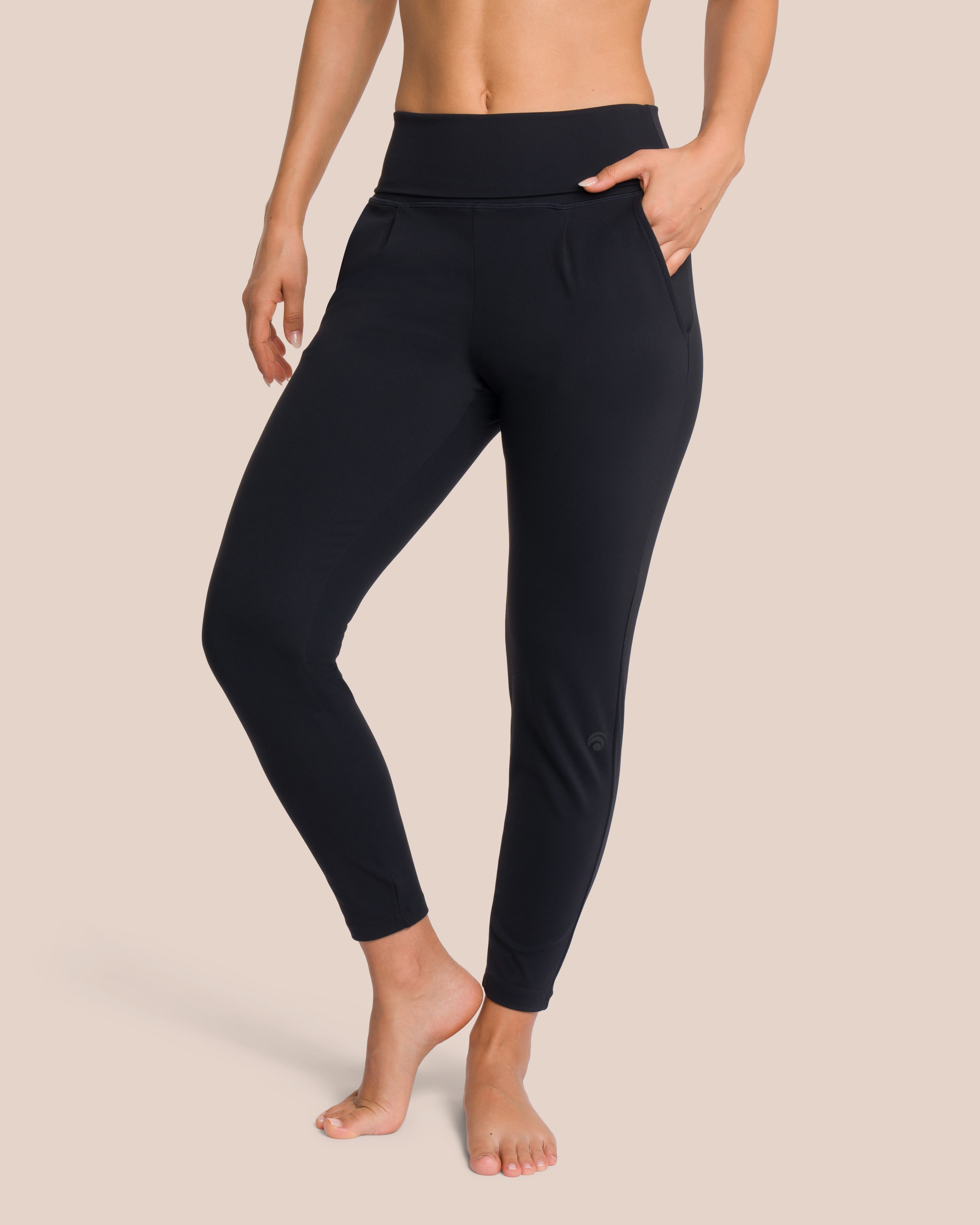 Ginger Jogger - Yoga Leggings - Black