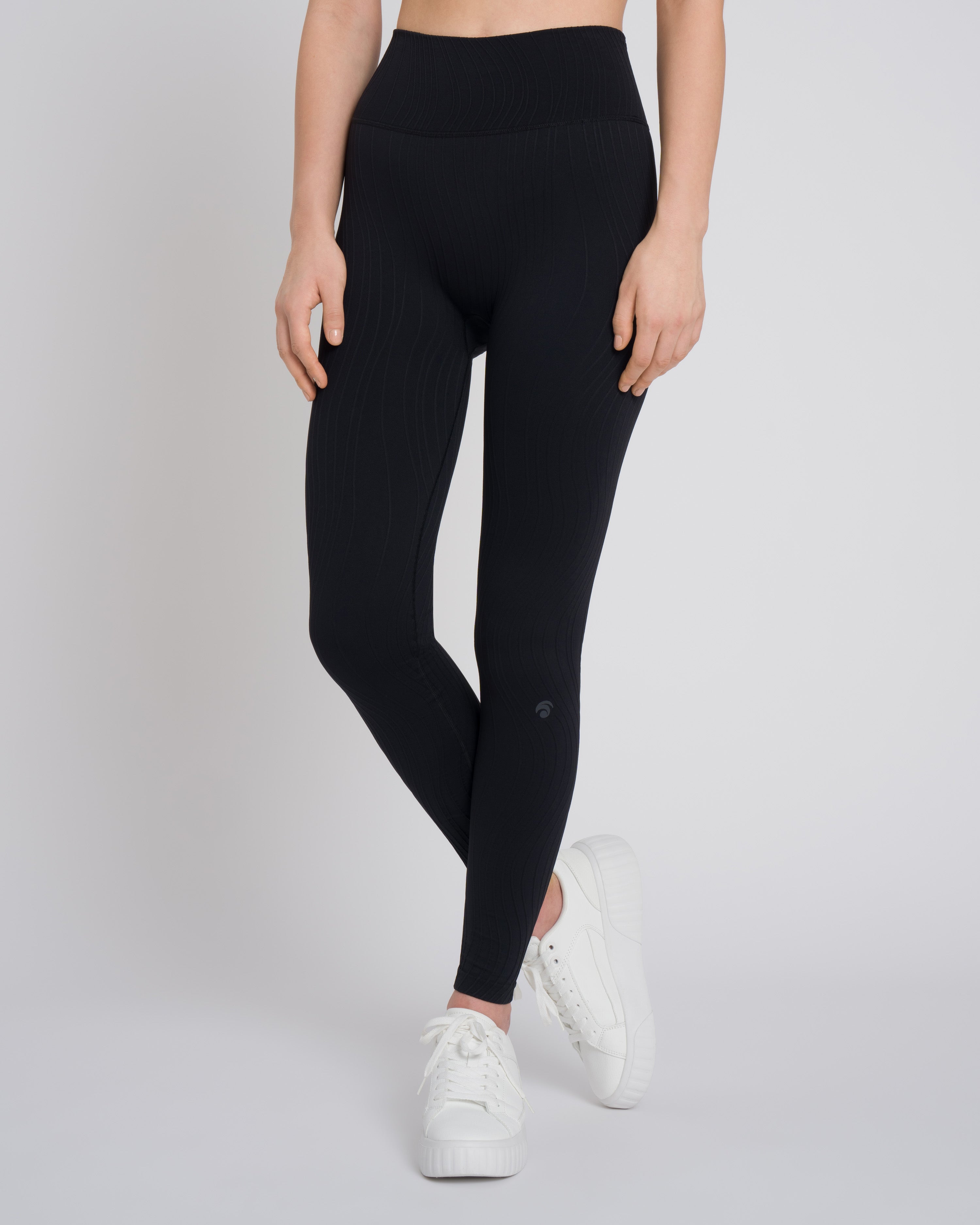 46089-black_12_de5dca99-bda4-4ad8-b8d7-d0ac17a58619.jpg