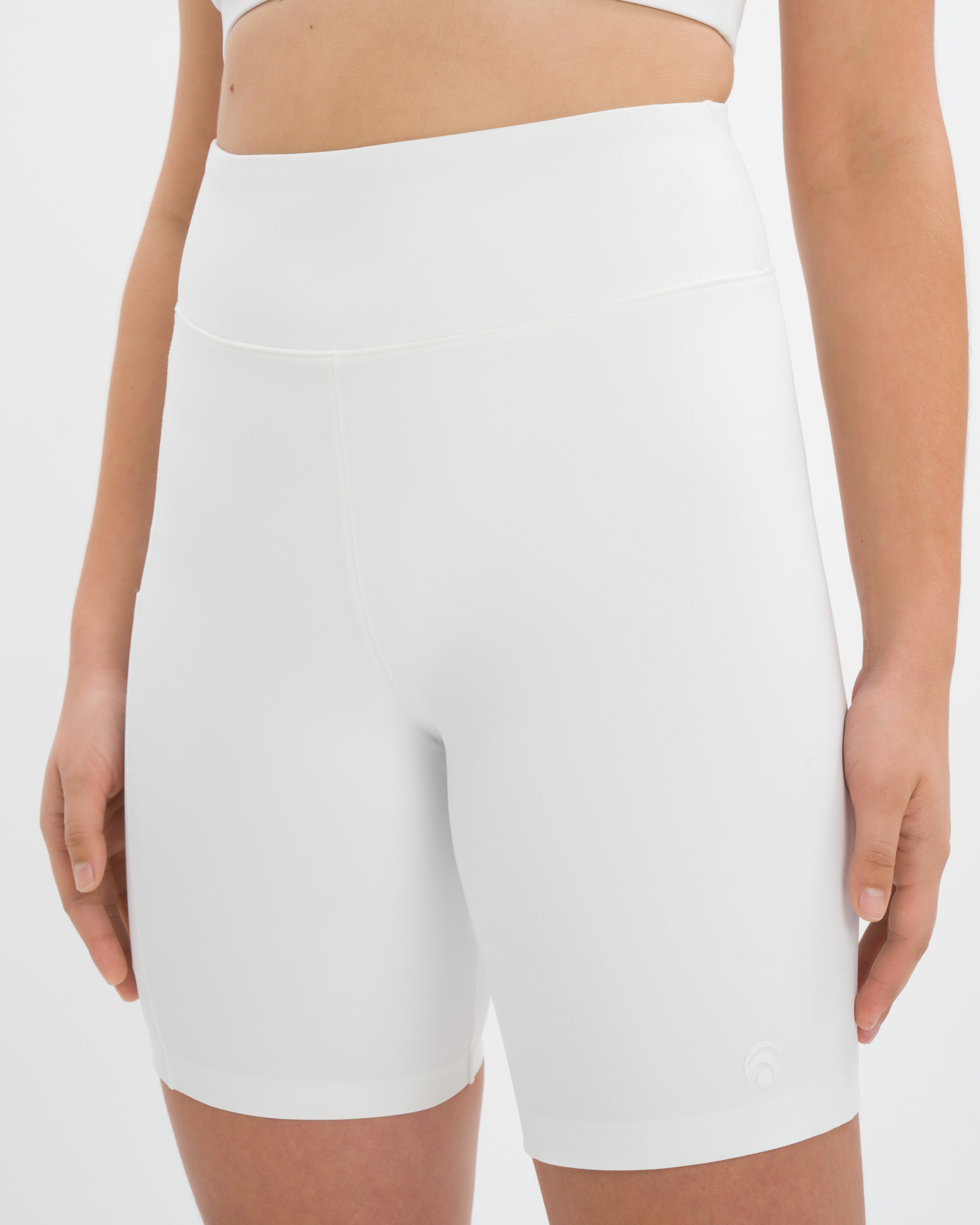 Marina Biker - Yoga Short - White