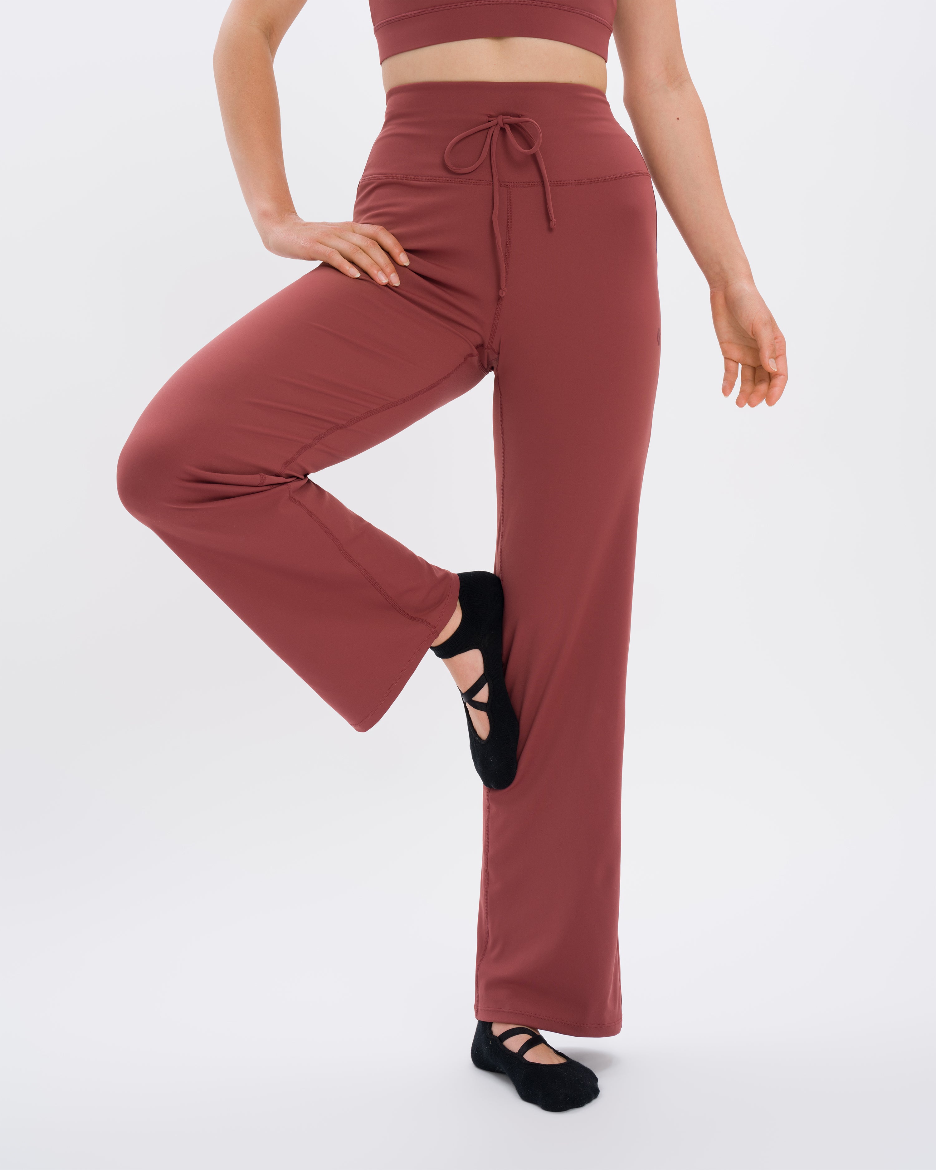 Eve Wideleg Set - Cayenne - Yoga Set