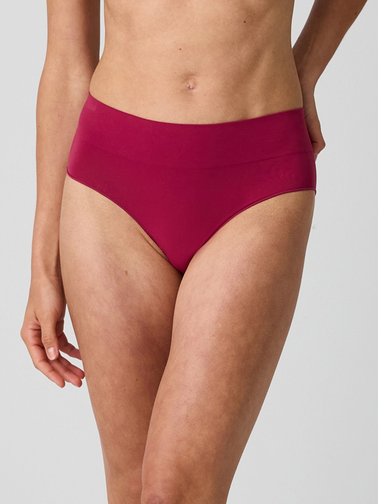 Cloudy Pantie - Yoga Underwear - Red