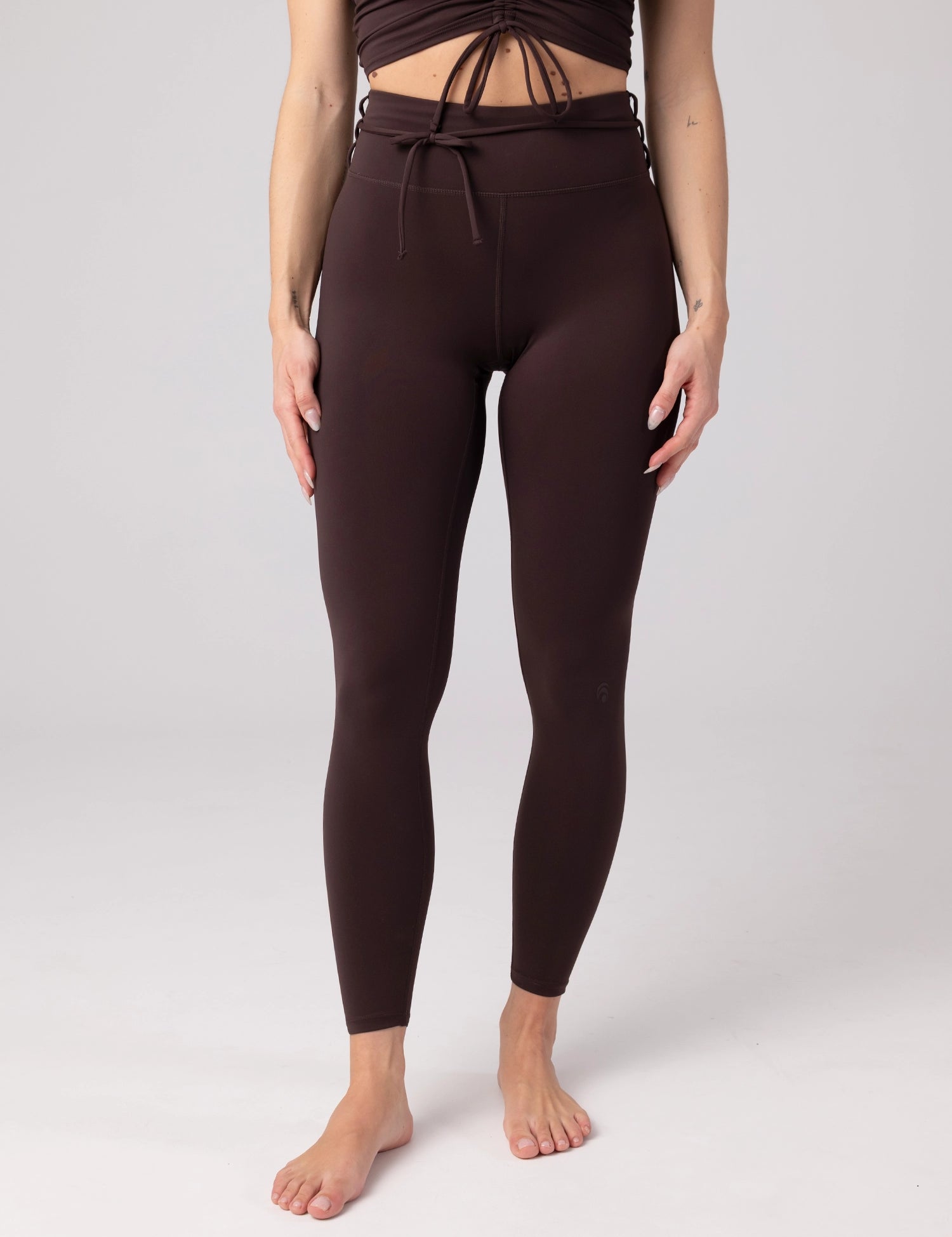 Front_USP_23ba5a4f-4cd5-4c4f-8bd5-b34d6eb5ea01.webp