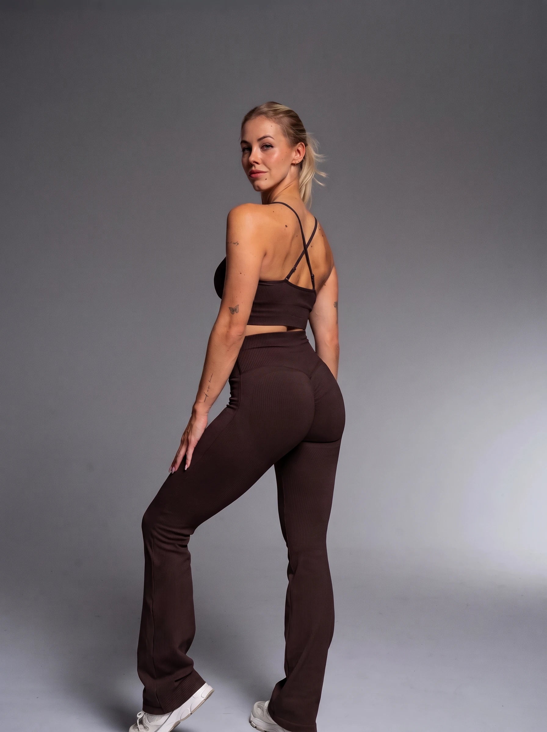 Maya Flared Set - Dark Oak - Yoga Set