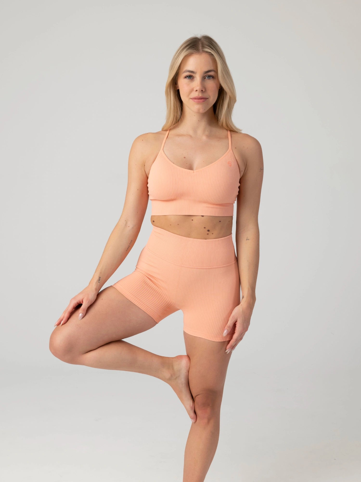 Maya Hotpant Set - Peach Blush - Yoga Set