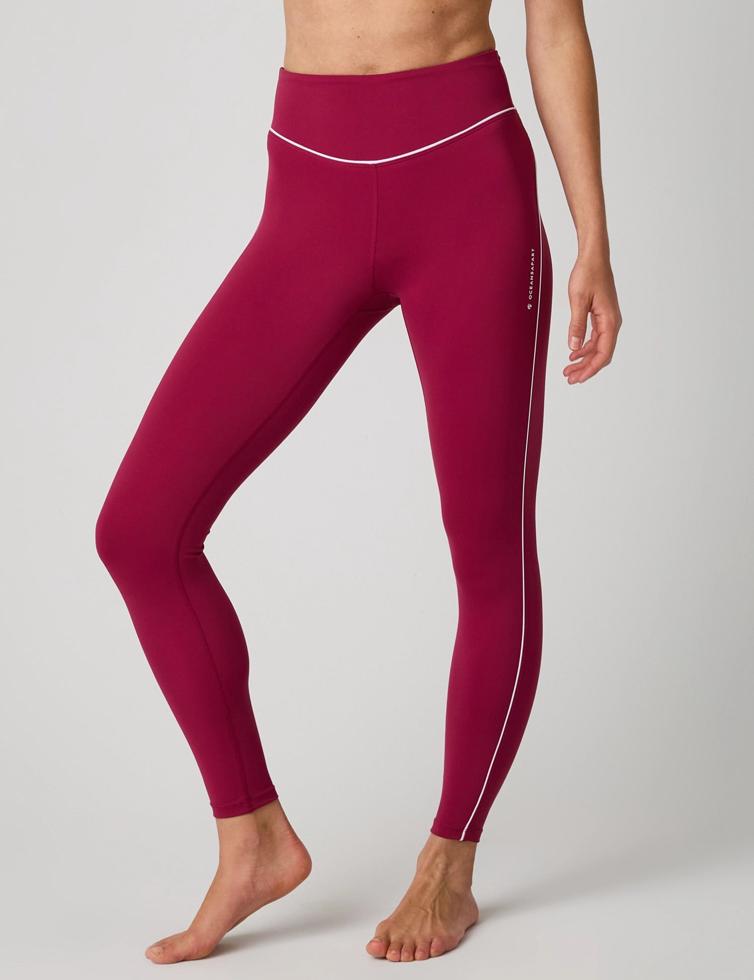 VALEPAN001-CherryLove_1500x2000_USP01.webp